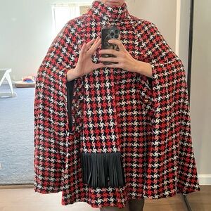 Vintage 1960s 1970s Blue, White and BRIGHT Orange-red Houndstooth Cape & Scarf